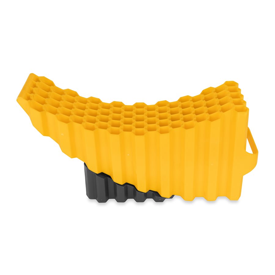 Camco 44436 Curved Trailer Aid with Chock