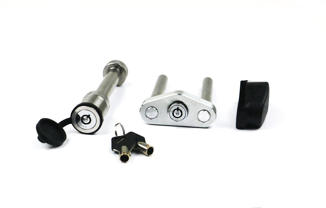 LOCKING KEY/PIN COMBO